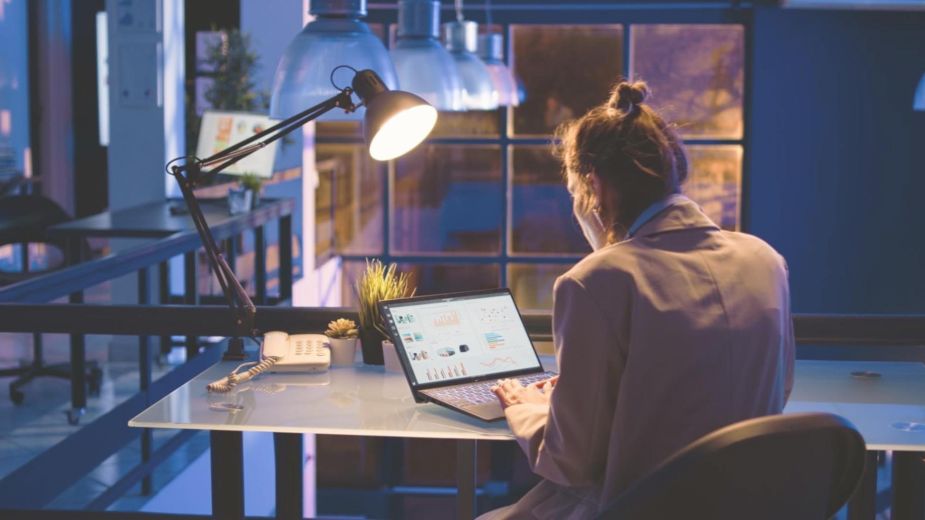 Award ceremony recognition for mobile game development excellence